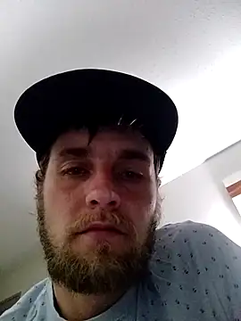 Snapshot of high3ndlowlife chatting on 8, 11, 2025 high3ndlowlife online show from 8, 11, 2025