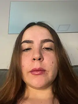 Snapshot of m0ranguinh0s2 chatting on 27, 6, 2026 m0ranguinh0s2 online show from 27, 6, 2026