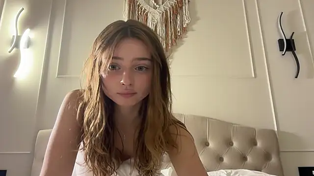 Snapshot of _floret_joy_ chatting on 17, 11, 2025 floret joy online show from 17, 11, 2025