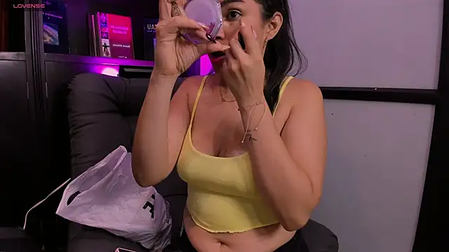 SamaraAnders  online show from 23, 11, 2025