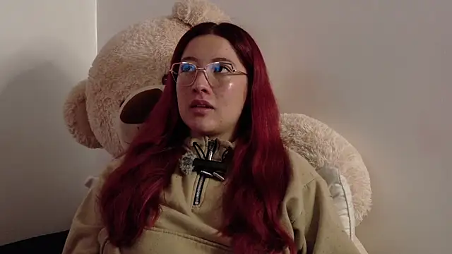 Snapshot of lunnaa_ chatting on 7, 11, 2025 lunnaa online show from 7, 11, 2025