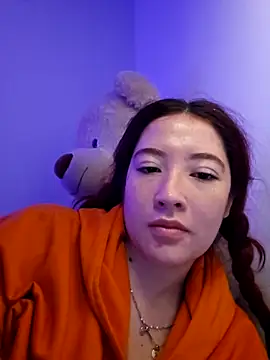 lunnaa  online show from 11, 2, 2026