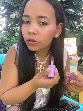 SophiaGuzman online show from 28, 11, 2025