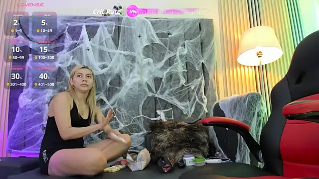 Snapshot of rubby_lux chatting on 8, 10, 2025 rubby lux online show from 8, 10, 2025