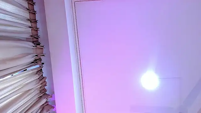 Snapshot of SerenaAveline chatting on 9, 9, 2025 SerenaAveline online show from 9, 9, 2025