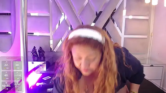 Snapshot of MonzerratBoyer chatting on 11, 9, 2025 MonzerratBoyer online show from 11, 9, 2025