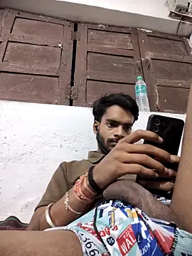Snapshot of yashuuuu021 chatting on 22, 9, 2025 yashuuuu021 online show from 22, 9, 2025