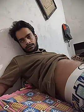 Snapshot of yashuuuu021 chatting on 7, 10, 2025 yashuuuu021 online show from 7, 10, 2025