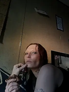 Snapshot of trixietru chatting on 11, 10, 2025 trixietru online show from 11, 10, 2025