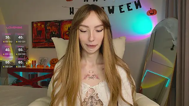 Snapshot of Lunainnk chatting on 26, 10, 2025 Lunainnk online show from 26, 10, 2025