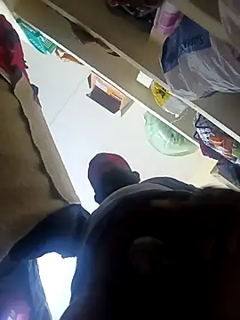 Tamilpayan09876 online show from 21, 12, 2025