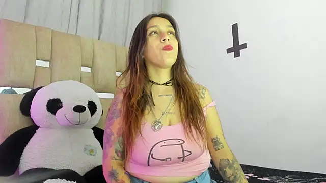 JulianaCarter online show from 7, 11, 2025