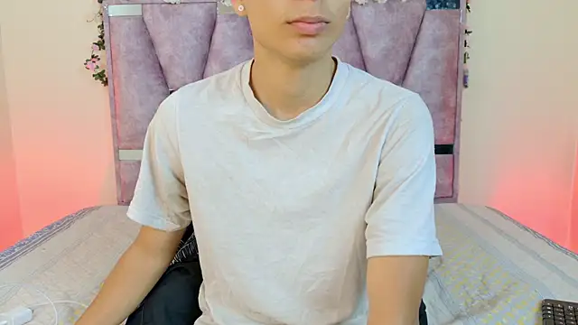 lana and liam  online show from 31, 10, 2025