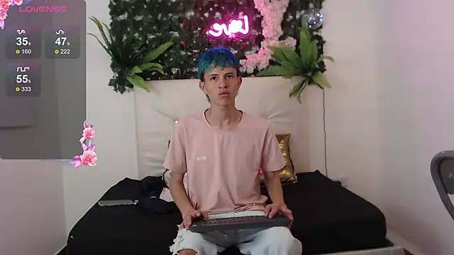 Snapshot of iam_lukas__ chatting on 2, 10, 2025 iam lukas online show from 2, 10, 2025