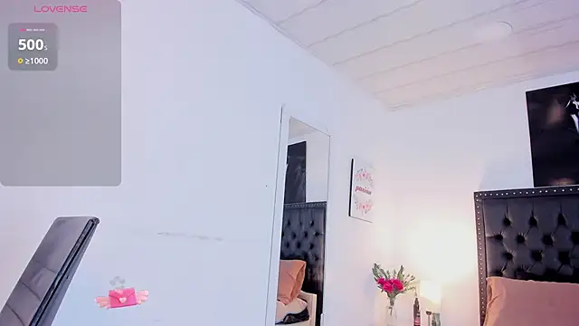 Snapshot of ScarlettVell chatting on 22, 11, 2025 ScarlettVell online show from 22, 11, 2025