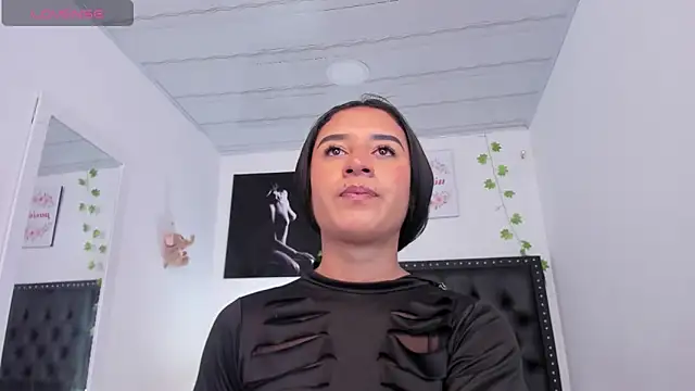 Snapshot of ScarlettVell chatting on 6, 1, 2026 ScarlettVell online show from 6, 1, 2026