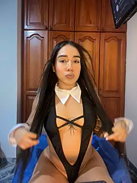 KaditaNavarro online show from 17, 4, 2026