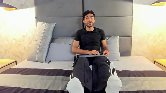 RaphaelDufort online show from 26, 9, 2025