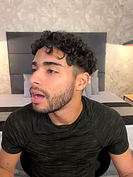 RaphaelDufort online show from 8, 11, 2025