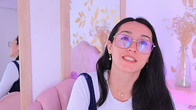 Ginevra esposito online show from 9, 10, 2025