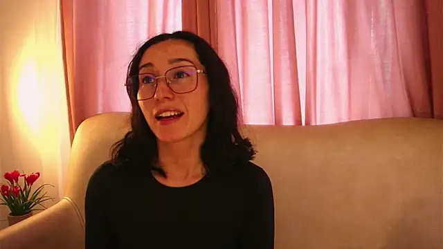 Snapshot of Ginevra_esposito chatting on 5, 6, 2026 Ginevra esposito online show from 5, 6, 2026