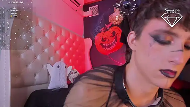 Diamond Piarce online show from 31, 10, 2025