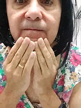 Emily de Carla online show from 7, 11, 2025