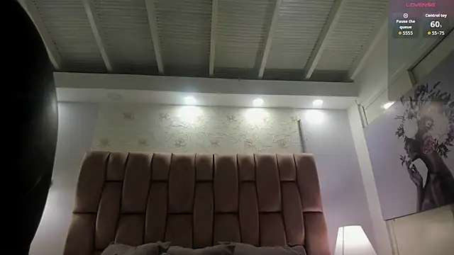 Snapshot of aishathornee chatting on 27, 11, 2025 aishathornee online show from 27, 11, 2025