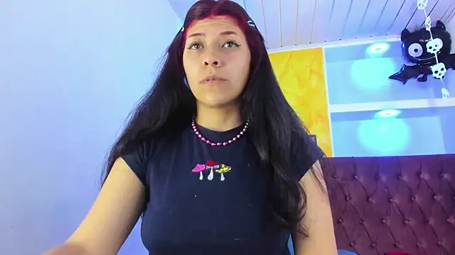 Snapshot of Raven_Rouge_ chatting on 28, 10, 2025 Raven Rouge online show from 28, 10, 2025