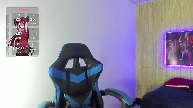 Snapshot of Raven_Rouge_ chatting on 5, 12, 2025 Raven Rouge online show from 5, 12, 2025