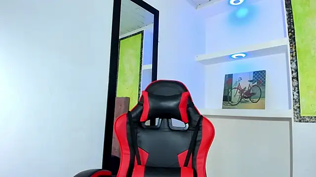 Snapshot of Raven_Rouge_ chatting on 9, 2, 2026 Raven Rouge online show from 9, 2, 2026