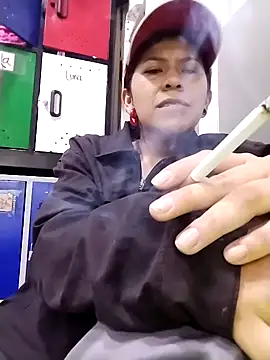 Snapshot of Raven_Rouge_ chatting on 28, 2, 2026 Raven Rouge online show from 28, 2, 2026