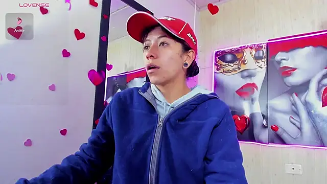 Raven Rouge  online show from 18, 3, 2026