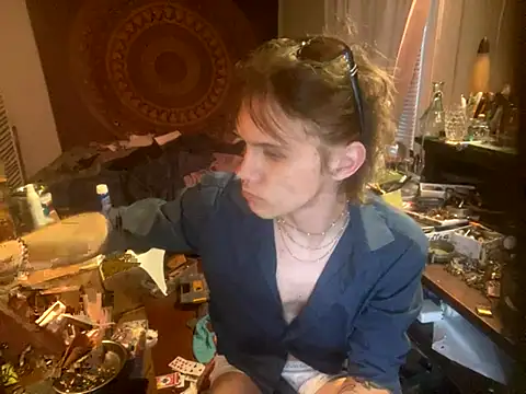 XanderOzzz online show from 24, 9, 2025