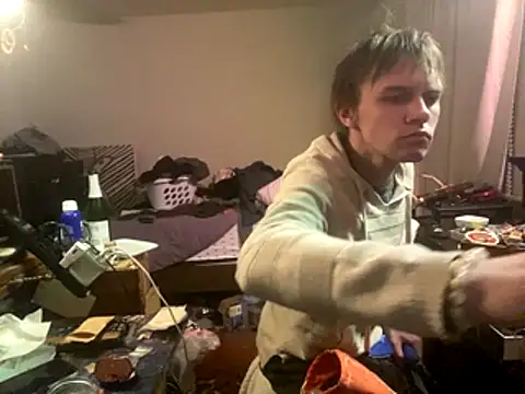 XanderOzzz online show from 15, 12, 2025