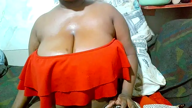 bustydivaxx21 online show from 3, 11, 2025