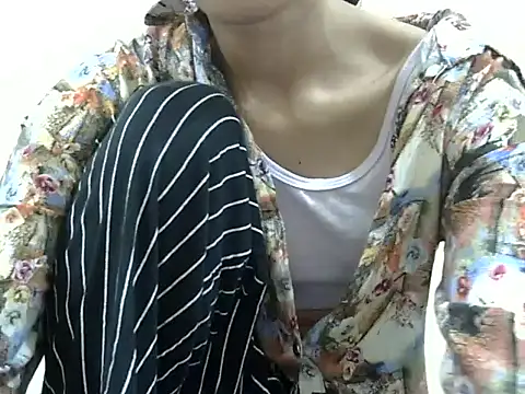 smallcuute online show from 24, 11, 2025