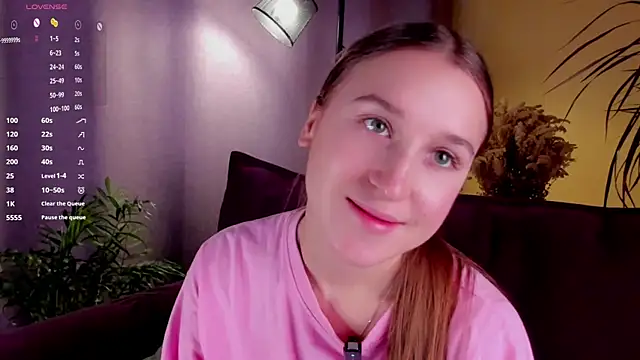 Snapshot of NanaMertins chatting on 23, 10, 2025 NanaMertins online show from 23, 10, 2025