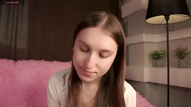 NanaMertins online show from 3, 3, 2026