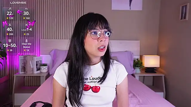 aprilqueenie online show from 26, 5, 2026