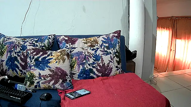 Snapshot of CandyNaynay chatting on 26, 10, 2025 CandyNaynay online show from 26, 10, 2025