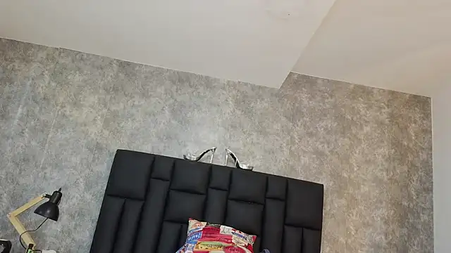 crystaldarliing online show from 27, 3, 2026