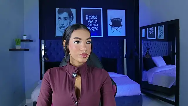 kitty collins  online show from 4, 3, 2026