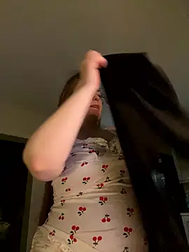 Snapshot of DeniMilkyyyyy chatting on 17, 1, 2026 DeniMilkyyyyy online show from 17, 1, 2026