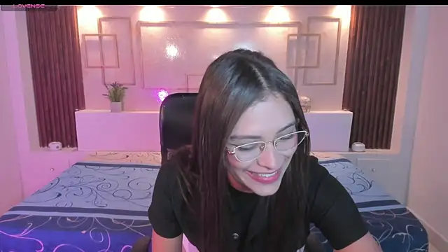 Snapshot of Hannacooper3 chatting on 20, 11, 2025 Hannacooper3 online show from 20, 11, 2025