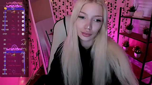AnyaTaylor  online show from 26, 5, 2026