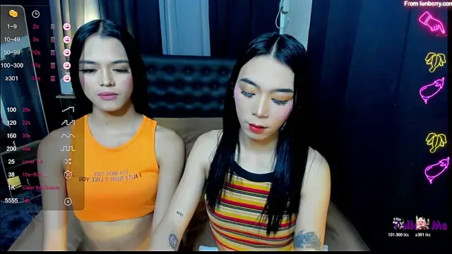 Snapshot of bellamoonlightX chatting on 14, 12, 2025 bellamoonlightX online show from 14, 12, 2025