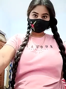 Hot-Soniya733 online show from 7, 5, 2026