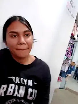 Snapshot of burbuja02 chatting on 15, 10, 2025 burbuja02 online show from 15, 10, 2025