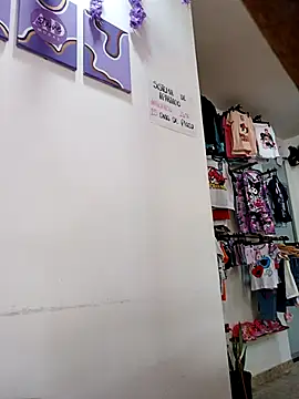 Snapshot of burbuja02 chatting on 29, 10, 2025 burbuja02 online show from 29, 10, 2025